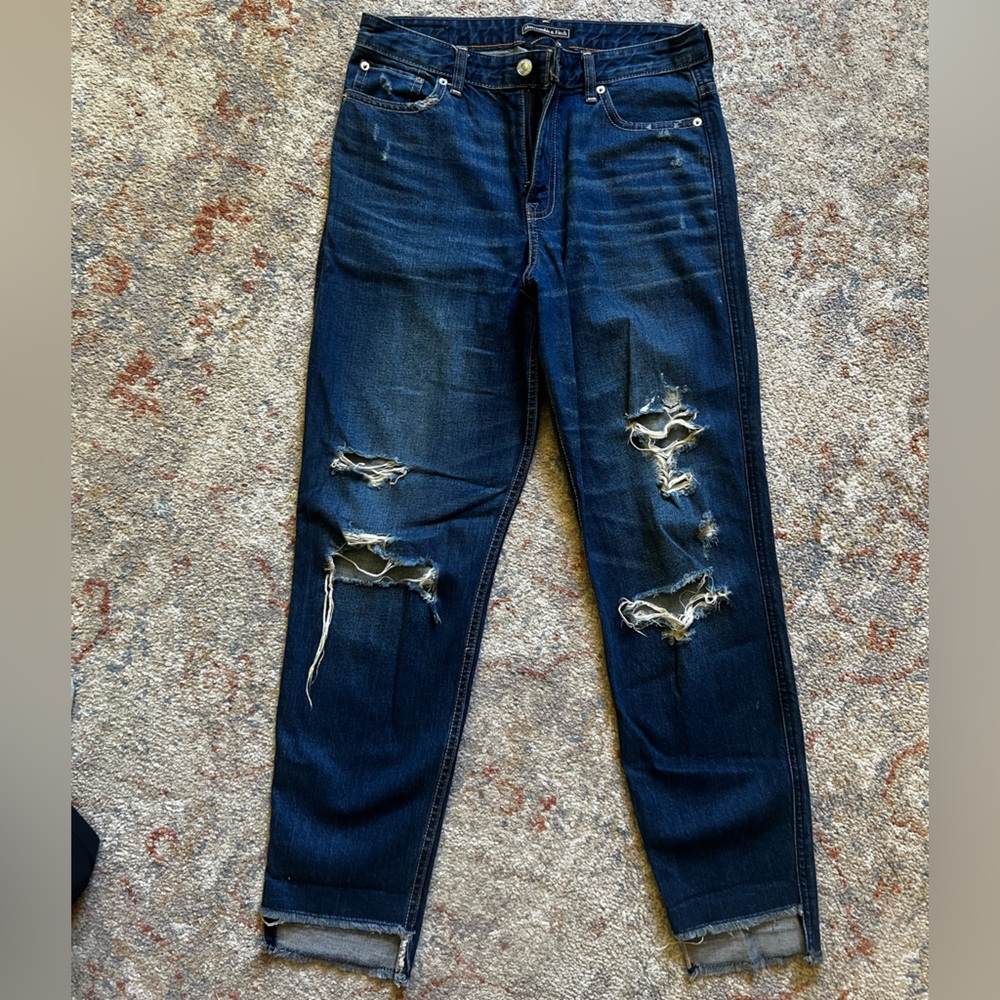 Abercrombie & Fitch signature collection distressed baggy skinny denim jeans